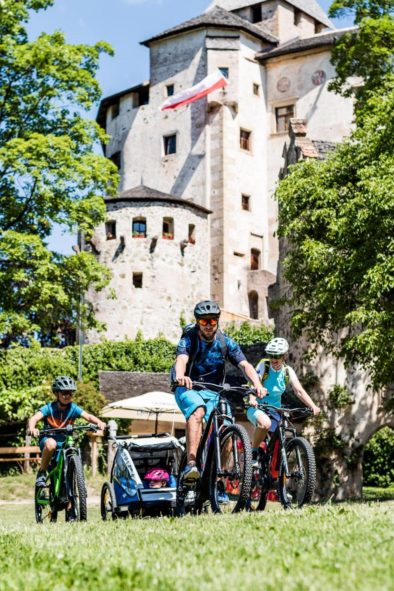 Ansitz Velseck-Residence Hotel ティーレス エクステリア 写真